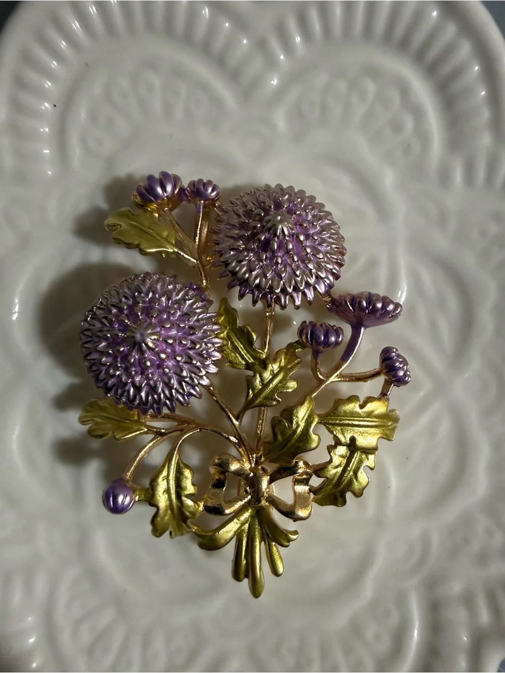 vintage Thistle Flower floral enamel brooch bouquet of Pink Thistle gold-tone